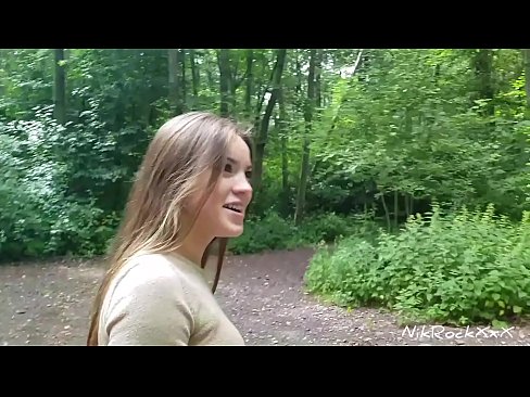 ❤️ Ik stelde Evelina foar dat wy op in iepenbier plak neuke! Se sei ja. Dan ik neukte har yn 'e kont en cum yn har mûle. Doe pikte se harsels. ❤️ Pornofideo op fy.teencumpot.ru ❌